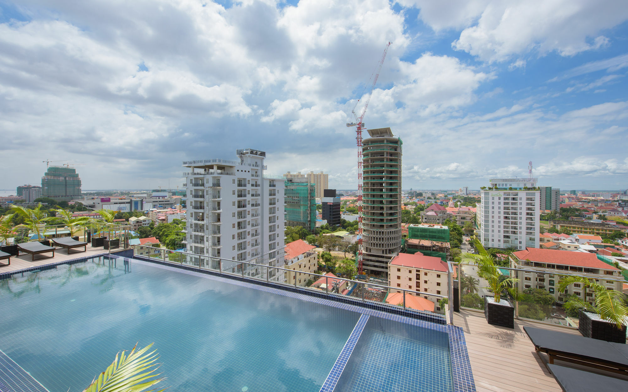 Mansion 51 Hotel & Apartment Phnom Penh Luaran gambar